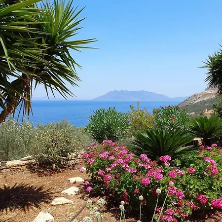 Luxury With Pool Overlooking A Majestic View Villa *