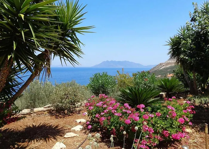 Luxury With Pool Overlooking A Majestic View Villa *