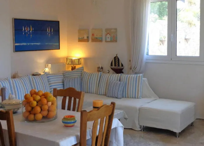 Villa Luxury With Pool Overlooking A Majestic View *