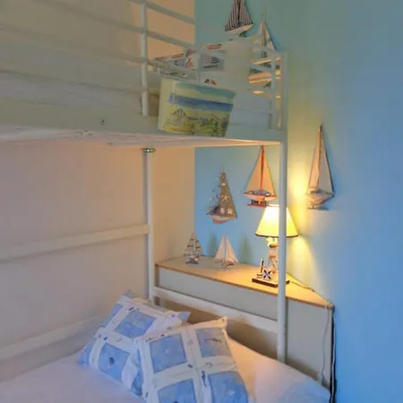 Villa Luxury With Pool Overlooking A Majestic View