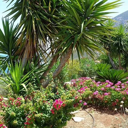 Villa Luxury With Pool Overlooking A Majestic View *